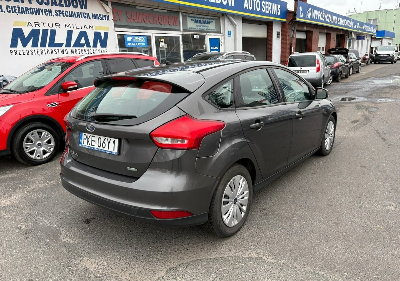 Ford Focus III Focus 1.0 EcoBoost Klima Salon PL 2015 - Хечбек: снимка 4 Ford Focus III Focus 1.0 EcoBoost Klima Salon PL 2015 - Хечбек: снимка 4