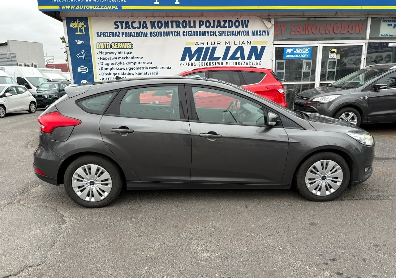 Ford Focus III Focus 1.0 EcoBoost Klima Salon PL 2015 - Хечбек: снимка 3 Ford Focus III Focus 1.0 EcoBoost Klima Salon PL 2015 - Хечбек: снимка 3