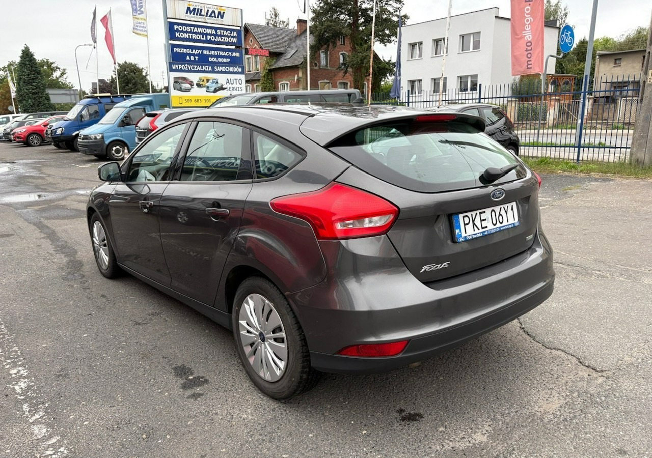 Ford Focus III Focus 1.0 EcoBoost Klima Salon PL 2015 - Хечбек: снимка 5 Ford Focus III Focus 1.0 EcoBoost Klima Salon PL 2015 - Хечбек: снимка 5