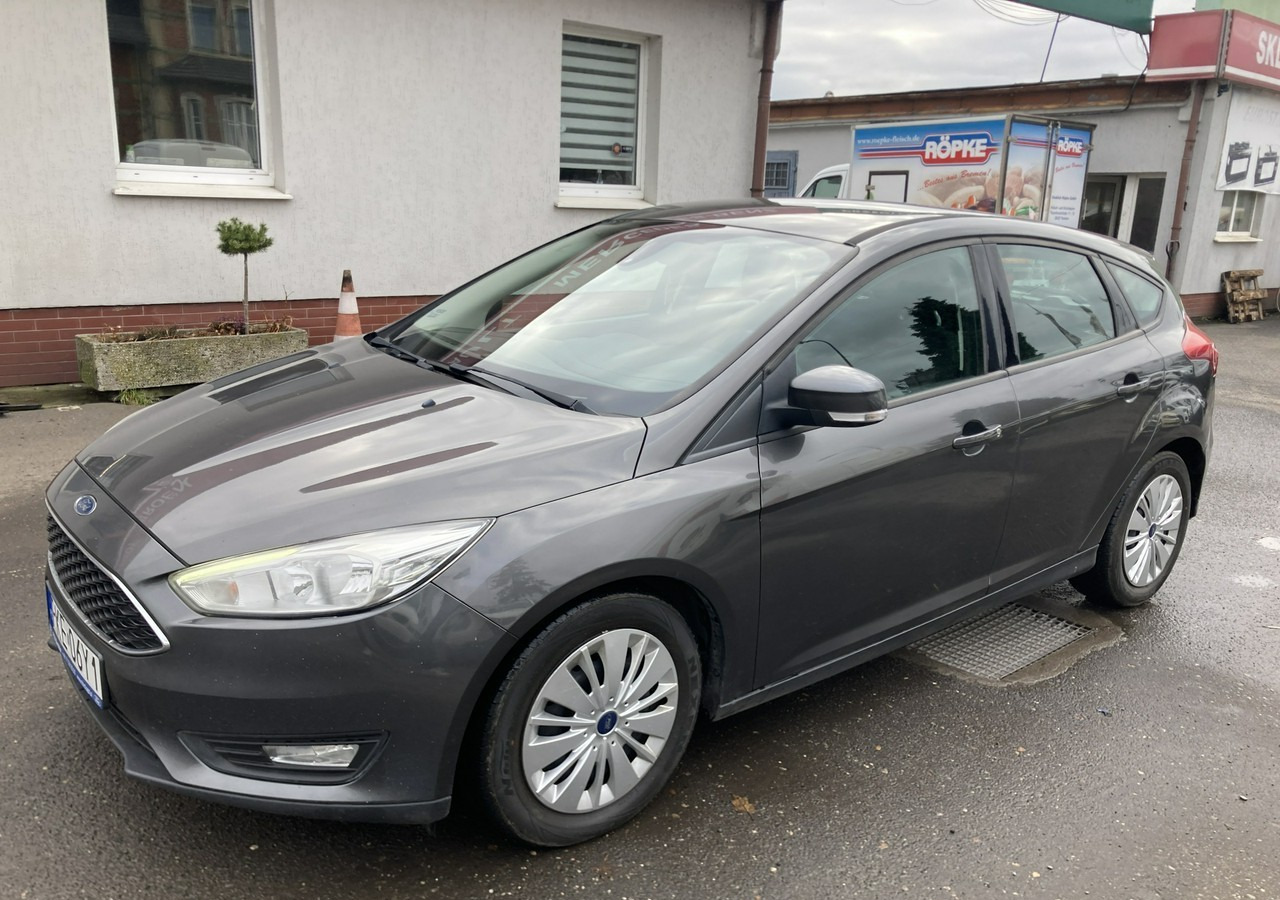 Ford Focus III Focus 1.0 EcoBoost Klima Salon PL 2015 - Хечбек: снимка 2 Ford Focus III Focus 1.0 EcoBoost Klima Salon PL 2015 - Хечбек: снимка 2