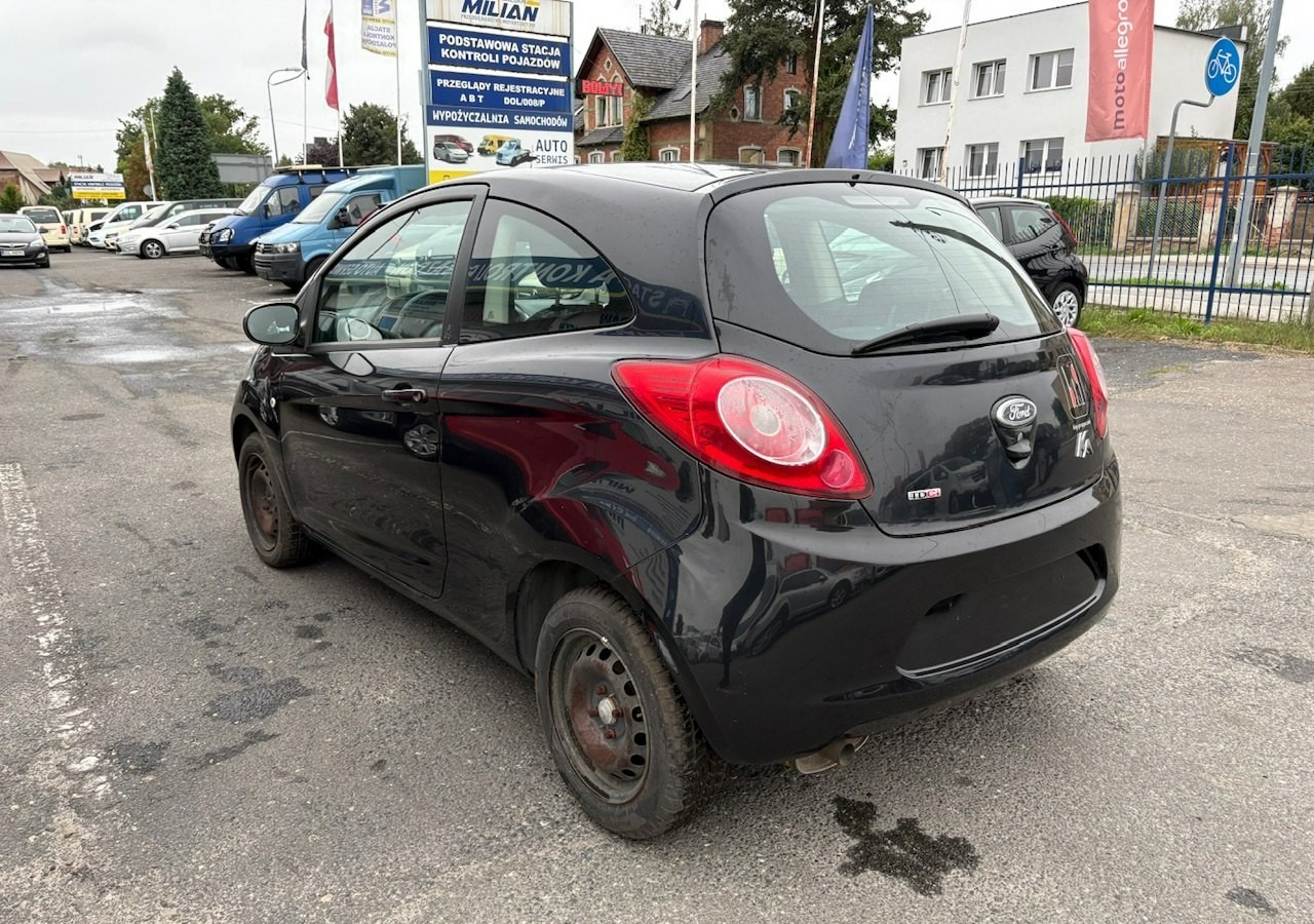 Ford KA II Ford KA 1,3 tdci 75KM 2012 - Хечбек: снимка 4 Ford KA II Ford KA 1,3 tdci 75KM 2012 - Хечбек: снимка 4