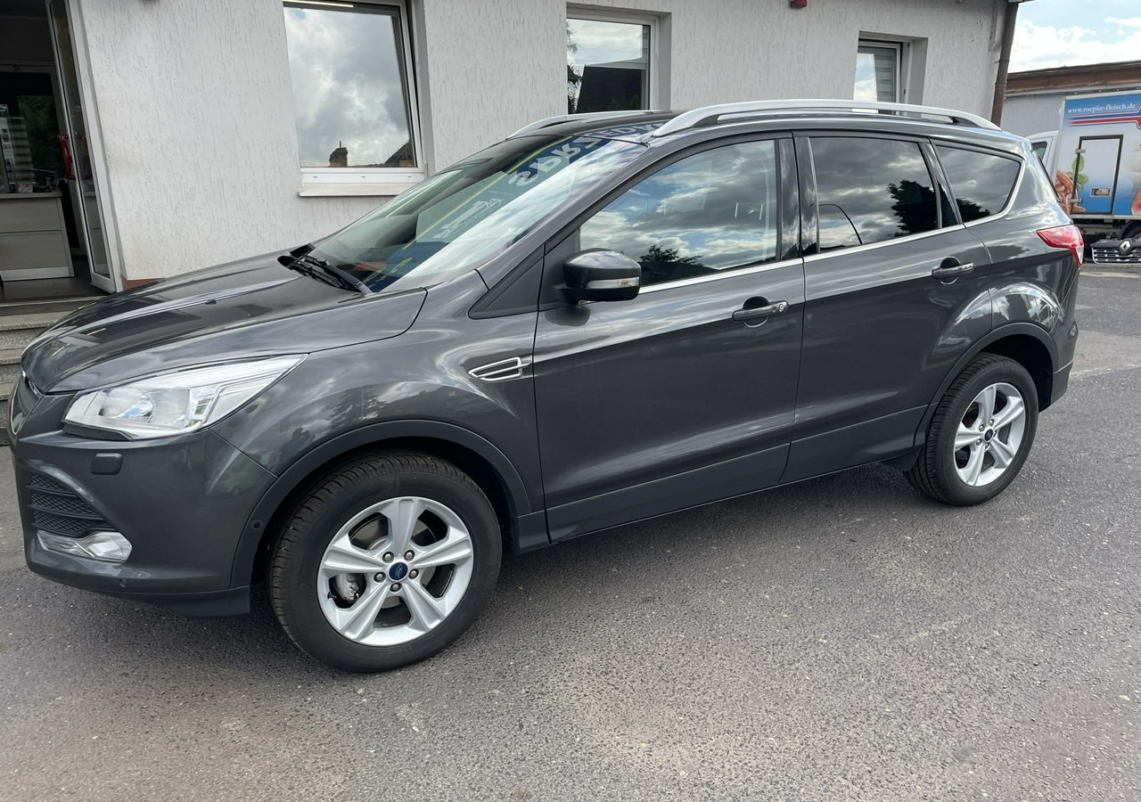 Ford Kuga II Ford Kuga 1.5 EcoBoost Bogate wyposażenie 63558km Model 2016 - Джип: снимка 1 Ford Kuga II Ford Kuga 1.5 EcoBoost Bogate wyposażenie 63558km Model 2016 - Джип: снимка 1