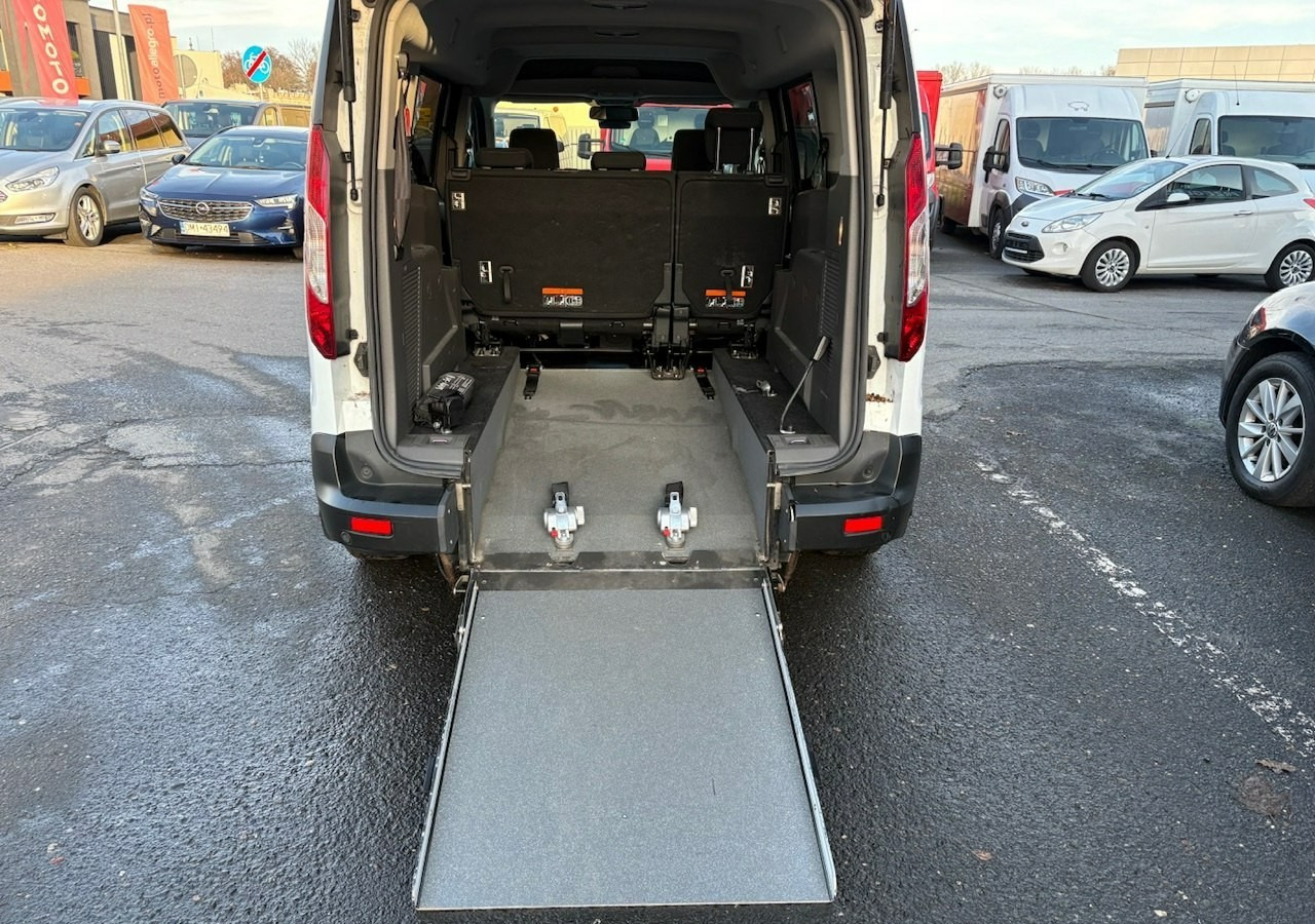 Ford Tourneo Connect II Connect Automat dla niepełnosprawnych Rampa Inwalida PFRON 2021 - Комби: снимка 5 Ford Tourneo Connect II Connect Automat dla niepełnosprawnych Rampa Inwalida PFRON 2021 - Комби: снимка 5