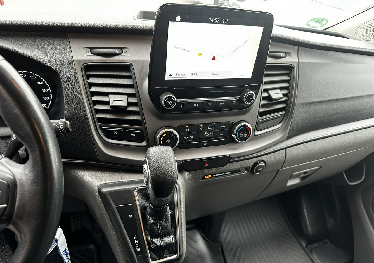 Ford Transit Custom Custom do przewozu Niepełnosprawnych inwalida rampa Model 2021 PFRO - Пътнически бус: снимка 5 Ford Transit Custom Custom do przewozu Niepełnosprawnych inwalida rampa Model 2021 PFRO - Пътнически бус: снимка 5