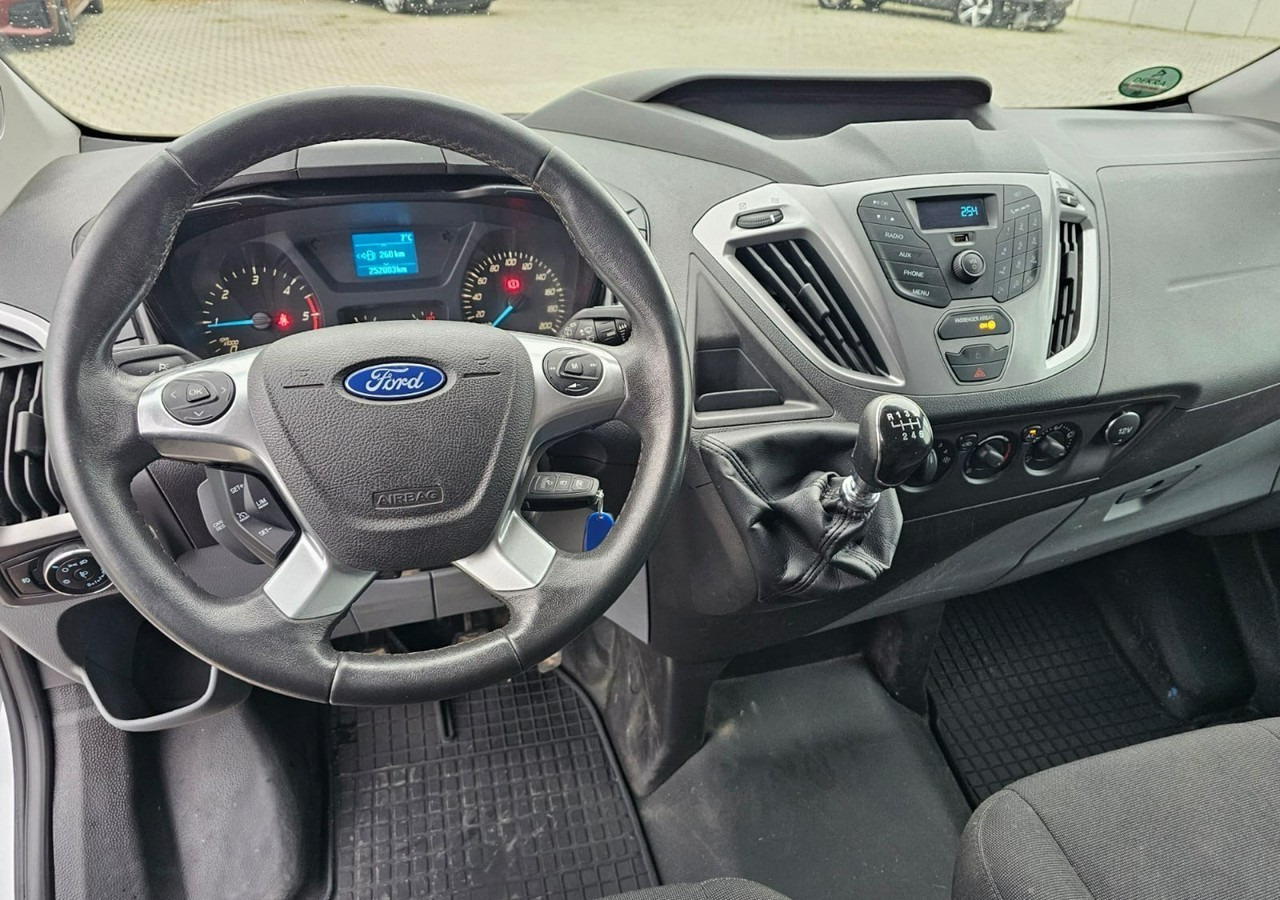 Ford Transit Transit Custom Ford Transit Custom 2.2-125KM Klima 2015 - Товарен бус: снимка 5 Ford Transit Transit Custom Ford Transit Custom 2.2-125KM Klima 2015 - Товарен бус: снимка 5
