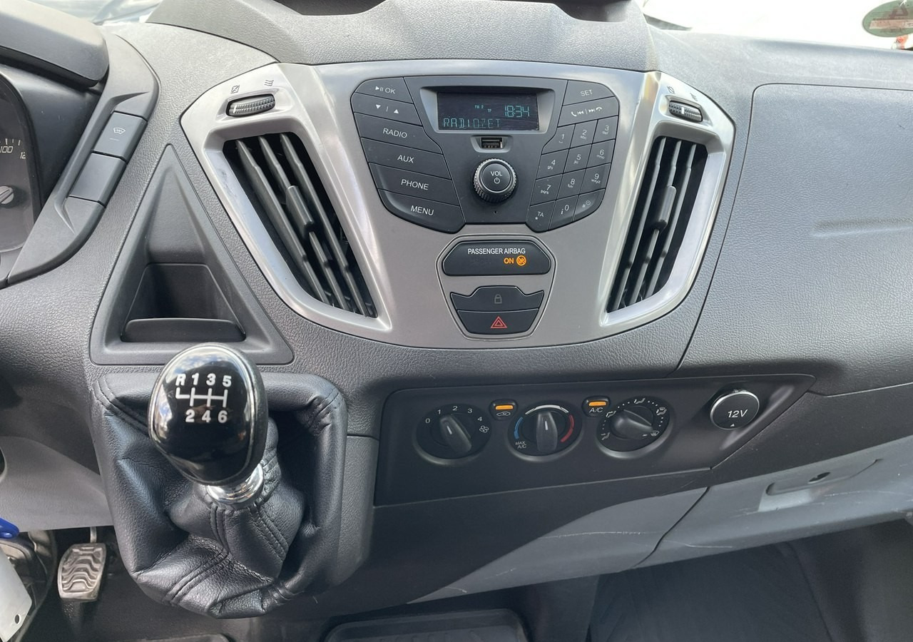 Товарен бус Ford Transit Transit Custom Transit Custom 2.0 Klima 153tkm Model 2018: снимка 7 Товарен бус Ford Transit Transit Custom Transit Custom 2.0 Klima 153tkm Model 2018: снимка 7