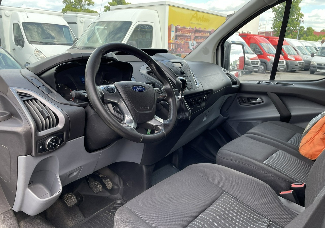 Ford Transit Transit Custom Transit Custom 2.0 Klima 153tkm Model 2018 - Товарен бус: снимка 2 Ford Transit Transit Custom Transit Custom 2.0 Klima 153tkm Model 2018 - Товарен бус: снимка 2