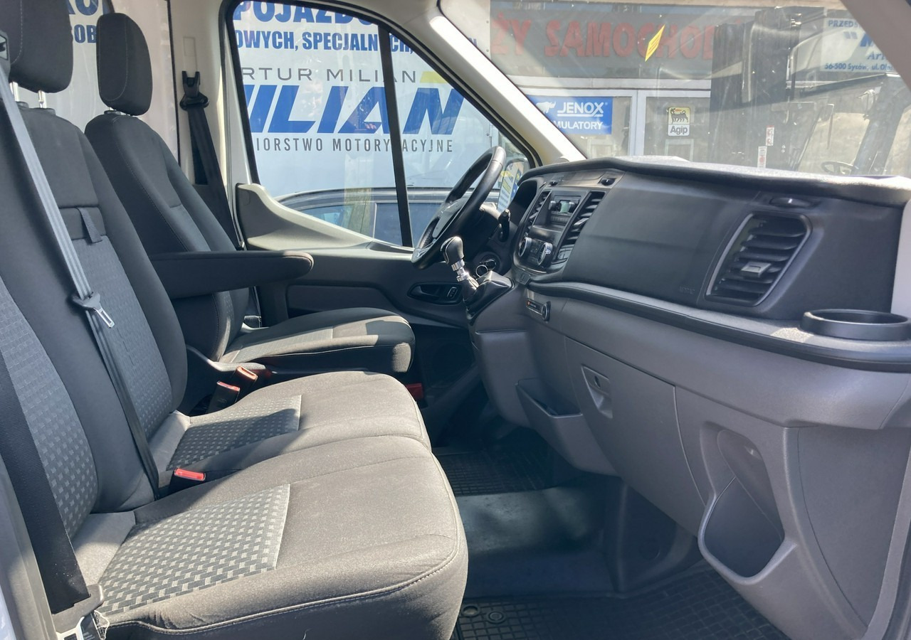 Ford Transit VIII Ford Transit dla niepełnosprawnych Rampa Inwalida PFRON 2020 - Лек автомобил: снимка 5 Ford Transit VIII Ford Transit dla niepełnosprawnych Rampa Inwalida PFRON 2020 - Лек автомобил: снимка 5