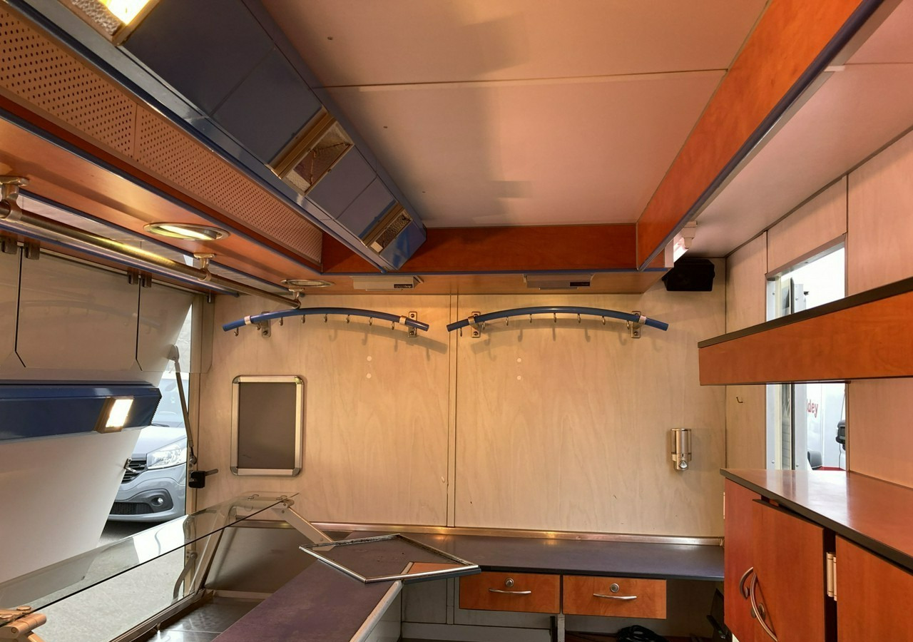 Inna Inny Autosklep wędlin Gastronomiczna food truck foodtruck sklep bar 2000 - Търговска каравана: снимка 5 Inna Inny Autosklep wędlin Gastronomiczna food truck foodtruck sklep bar 2000 - Търговска каравана: снимка 5