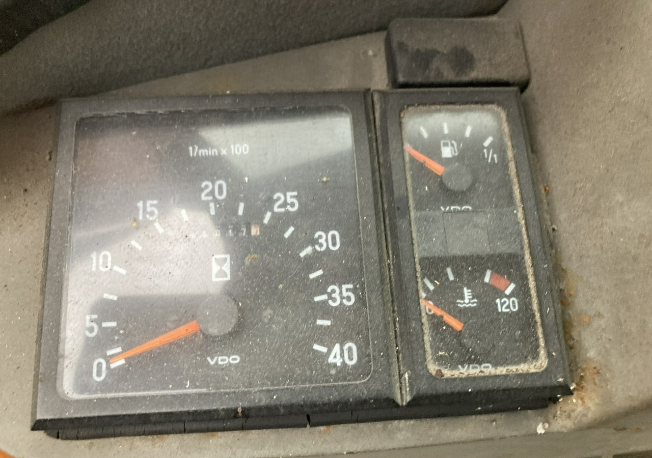 Снегорин Inna Inny Hansa 4X4 pług posypywarka wywrotka: снимка 12