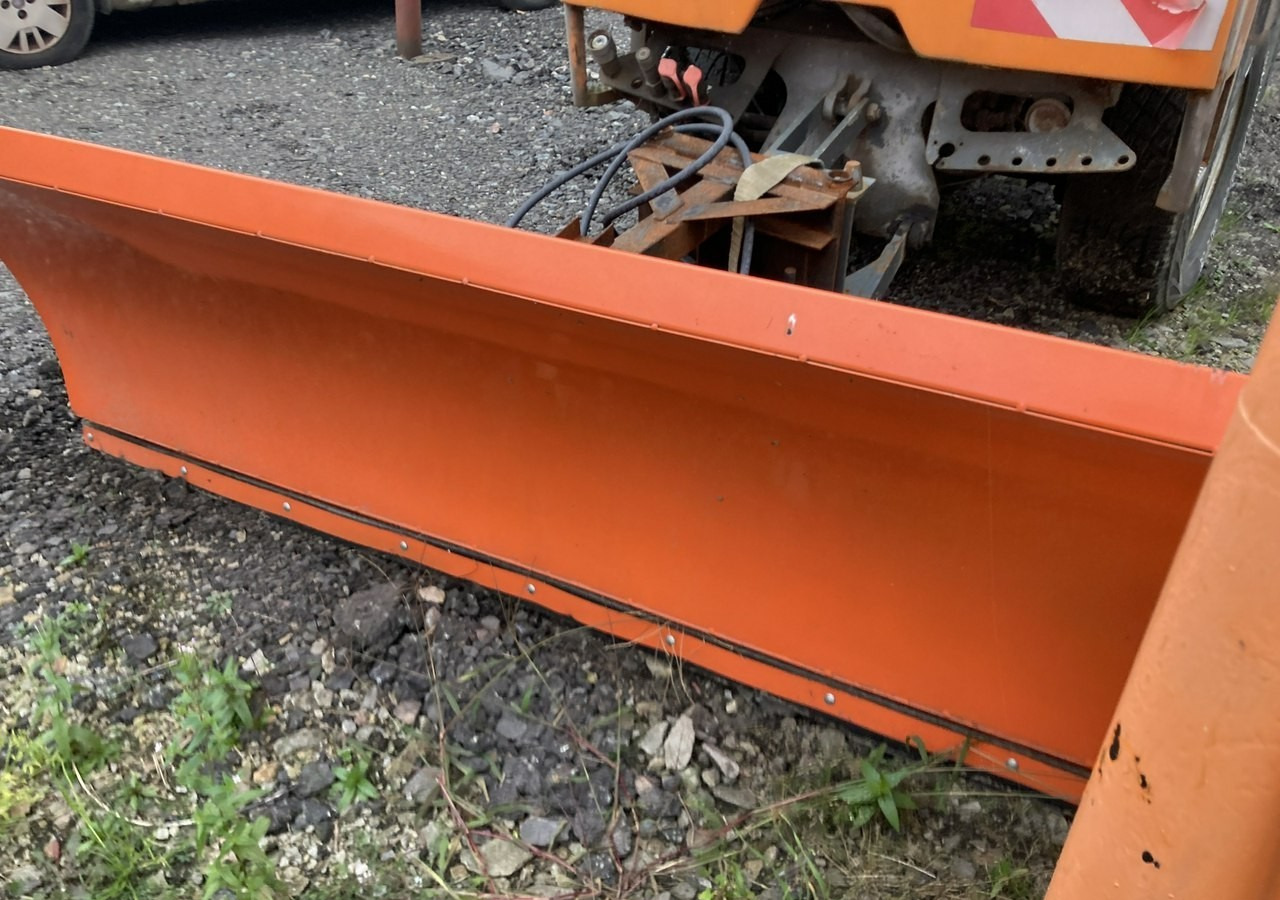 Снегорин Inna Inny Hansa 4X4 pług posypywarka wywrotka: снимка 10