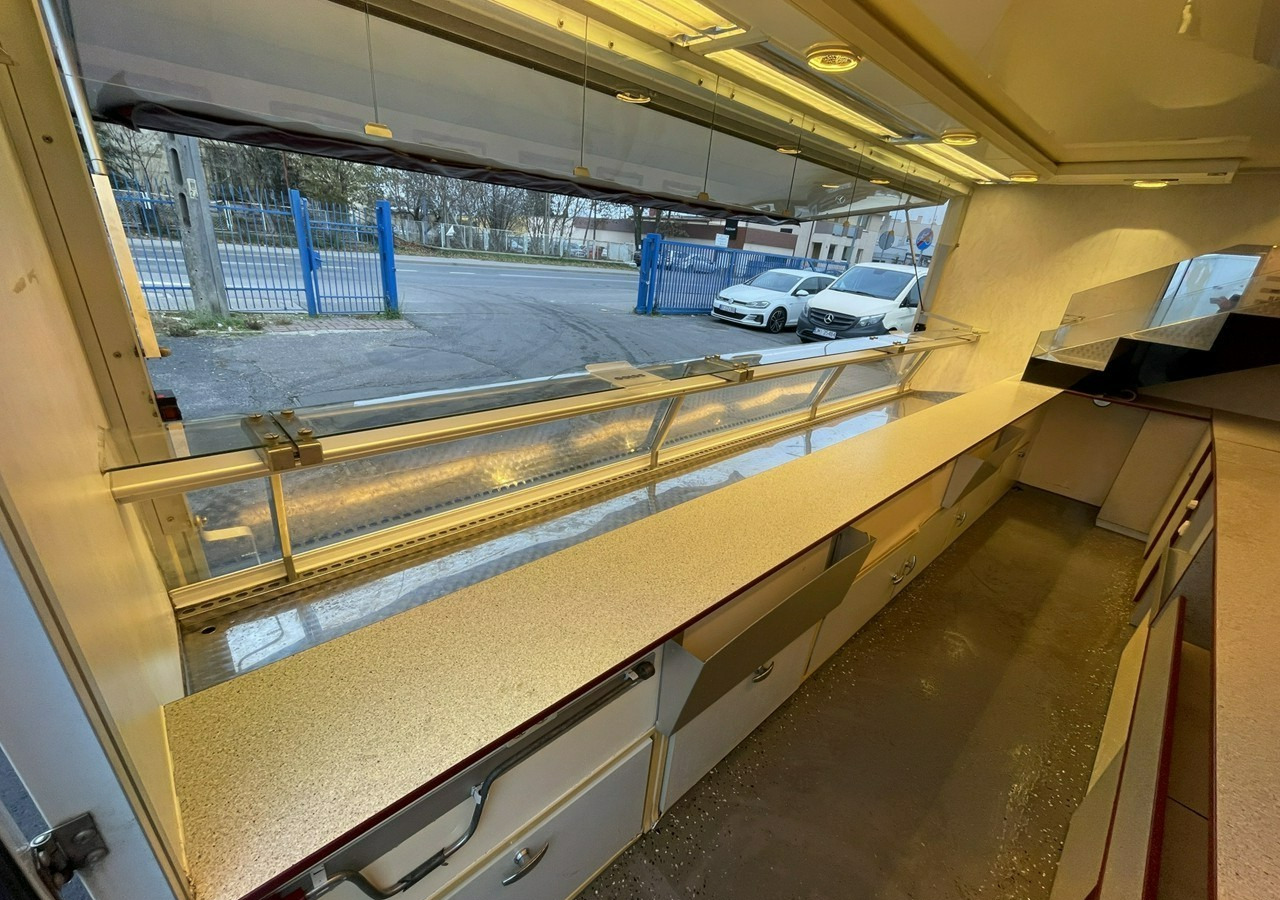 Inna Inny Przyczepa Gastronomiczna food truck foodtruck Autosklep Sklep bar - Търговска каравана: снимка 5 Inna Inny Przyczepa Gastronomiczna food truck foodtruck Autosklep Sklep bar - Търговска каравана: снимка 5