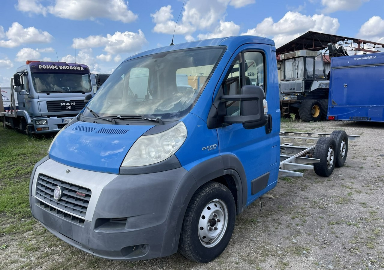 Fiat Ducato Ducato 3.0-160KM Rama pod zabudowę 2011,2010 - Лекотоварен автомобил: снимка 2 Fiat Ducato Ducato 3.0-160KM Rama pod zabudowę 2011,2010 - Лекотоварен автомобил: снимка 2