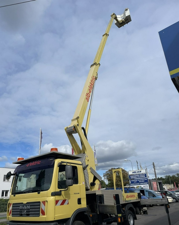 MAN Inny MAN Man TGL 8.180 Podnośnik koszowy 27m RUTHMANN T270 Zwyżka 2008 - Автовишка: снимка 3 MAN Inny MAN Man TGL 8.180 Podnośnik koszowy 27m RUTHMANN T270 Zwyżka 2008 - Автовишка: снимка 3
