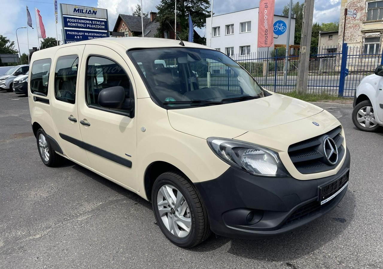 Mercedes-Benz Citan Citan Tourer Mercedes Citan 7-osob przewozu Niepełnosprawnych inwalida - Лек автомобил: снимка 1 Mercedes-Benz Citan Citan Tourer Mercedes Citan 7-osob przewozu Niepełnosprawnych inwalida - Лек автомобил: снимка 1