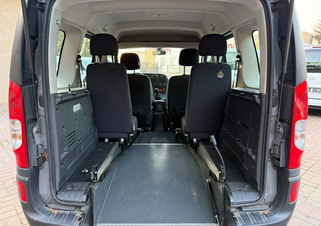 Mercedes-Benz Citan Mercedes Citan dla Niepełnosprawnych Inwalida Rampa 2018 - Лек автомобил: снимка 3 Mercedes-Benz Citan Mercedes Citan dla Niepełnosprawnych Inwalida Rampa 2018 - Лек автомобил: снимка 3
