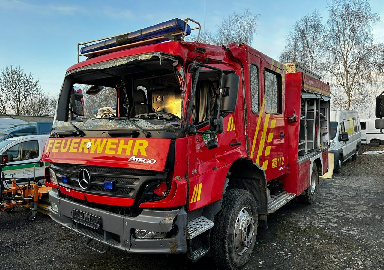 Mercedes-Benz Inny Mercedes-Benz Atego 918 Straż Pożarna 4X4 2006 - Пожарна кола: снимка 5 Mercedes-Benz Inny Mercedes-Benz Atego 918 Straż Pożarna 4X4 2006 - Пожарна кола: снимка 5