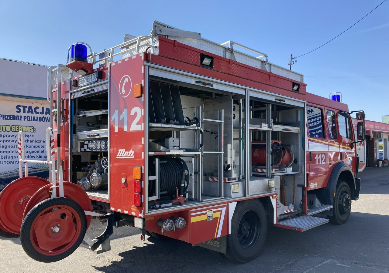 Mercedes-Benz Inny Mercedes-Benz Mercedes 1224 Straż Pożarna Gaśnicza 4X4 Metz 97 - Пожарна кола: снимка 3 Mercedes-Benz Inny Mercedes-Benz Mercedes 1224 Straż Pożarna Gaśnicza 4X4 Metz 97 - Пожарна кола: снимка 3