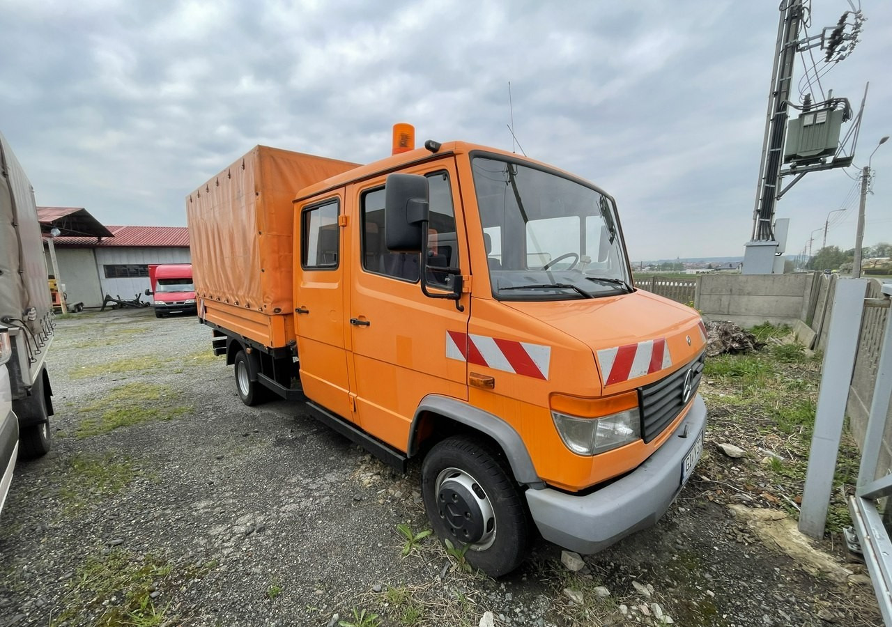 Mercedes-Benz Inny Mercedes-Benz Vario 614 Brygadówka skrzynia plandeka 6-oso doka dokka 2004 - Камион с брезент: снимка 1 Mercedes-Benz Inny Mercedes-Benz Vario 614 Brygadówka skrzynia plandeka 6-oso doka dokka 2004 - Камион с брезент: снимка 1