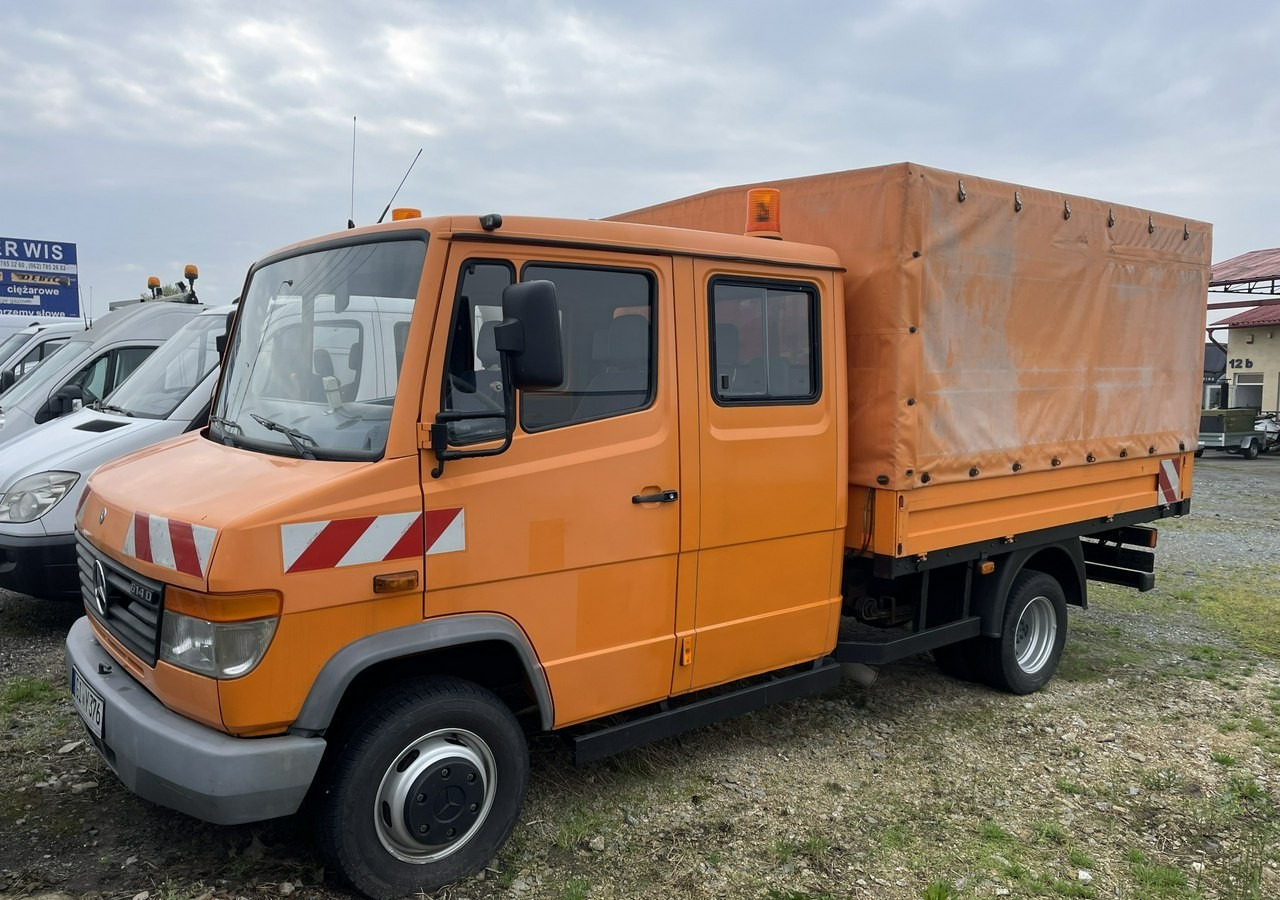 Mercedes-Benz Inny Mercedes-Benz Vario 614 Brygadówka skrzynia plandeka 6-oso doka dokka 2004 - Камион с брезент: снимка 3 Mercedes-Benz Inny Mercedes-Benz Vario 614 Brygadówka skrzynia plandeka 6-oso doka dokka 2004 - Камион с брезент: снимка 3