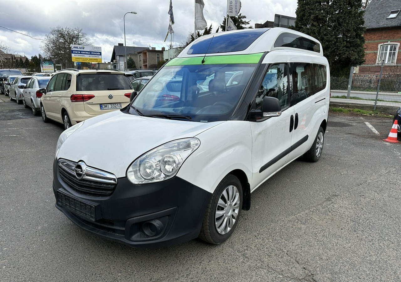 Opel Combo III 2.0CDTI Maxi Panorama Klima Kamera Webasto 2016 - Лек автомобил: снимка 1 Opel Combo III 2.0CDTI Maxi Panorama Klima Kamera Webasto 2016 - Лек автомобил: снимка 1