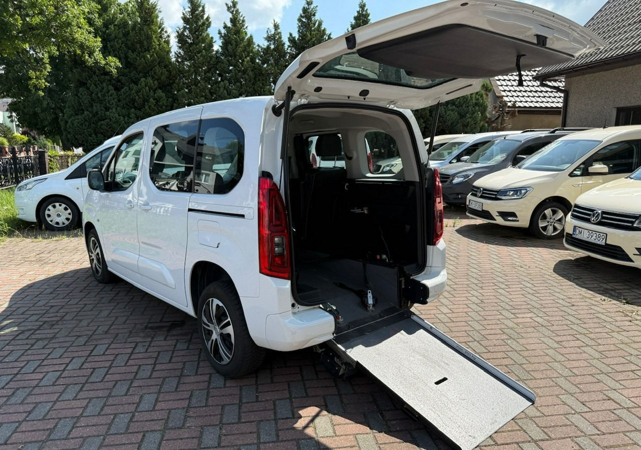 Opel Combo IV Combo Life Combo do przewozu Niepełnosprawnych inwalida rampa Model 2021 - Лек автомобил: снимка 1 Opel Combo IV Combo Life Combo do przewozu Niepełnosprawnych inwalida rampa Model 2021 - Лек автомобил: снимка 1