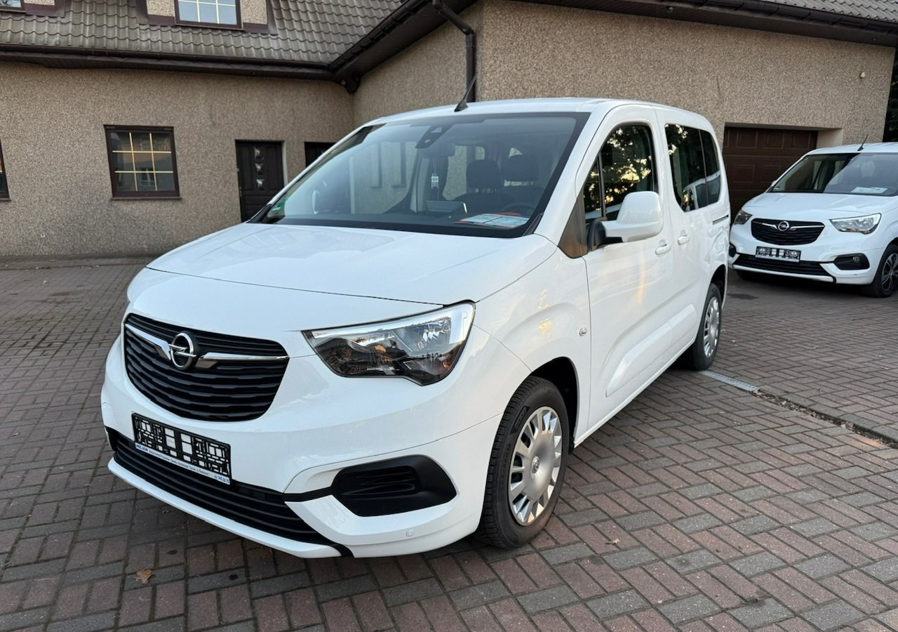 Opel Combo IV Combo Life Combo do przewozu Niepełnosprawnych inwalida rampa Model 2021 - Лек автомобил: снимка 2 Opel Combo IV Combo Life Combo do przewozu Niepełnosprawnych inwalida rampa Model 2021 - Лек автомобил: снимка 2
