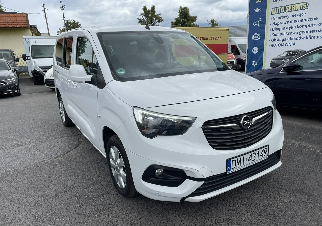 Opel Combo IV Combo Life Opel ComboLife Niepełnosprawnych inwalida rampa Bogate wy - Комби: снимка 4 Opel Combo IV Combo Life Opel ComboLife Niepełnosprawnych inwalida rampa Bogate wy - Комби: снимка 4