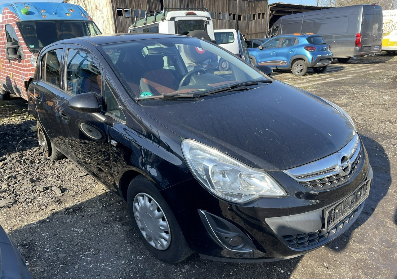 Opel Corsa D Corsa 1.4-87 KM Klima 2011 - Лек автомобил: снимка 1 Opel Corsa D Corsa 1.4-87 KM Klima 2011 - Лек автомобил: снимка 1