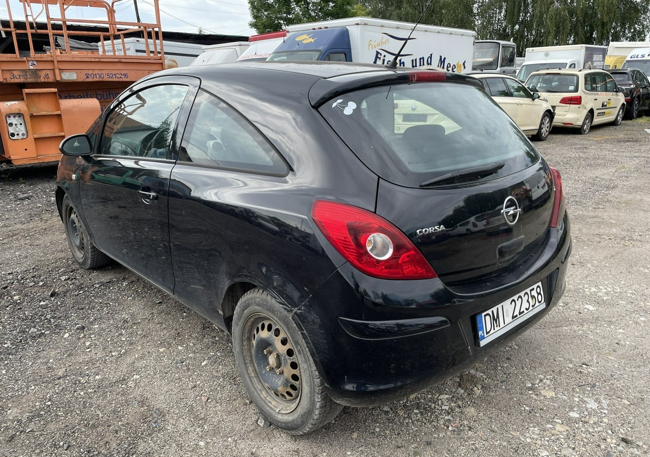 Opel Corsa D Opel Corsa 1,2-16V 80KM Klima 2008 - Хечбек: снимка 4 Opel Corsa D Opel Corsa 1,2-16V 80KM Klima 2008 - Хечбек: снимка 4