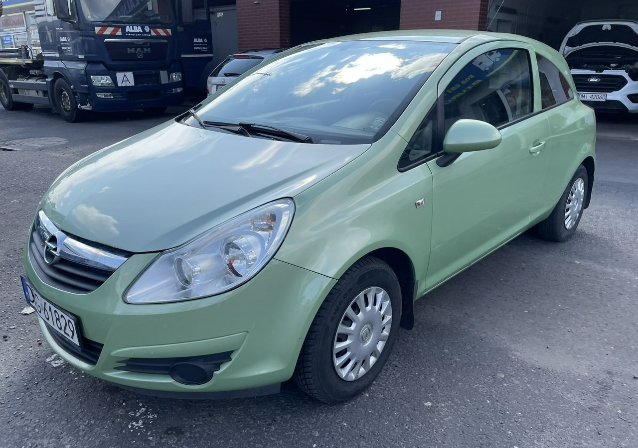 Opel Corsa D Opel Corsa 1,2-16V Klima Salon PL Bagażnik na Rowery Model 2010 - Хечбек: снимка 1 Opel Corsa D Opel Corsa 1,2-16V Klima Salon PL Bagażnik na Rowery Model 2010 - Хечбек: снимка 1