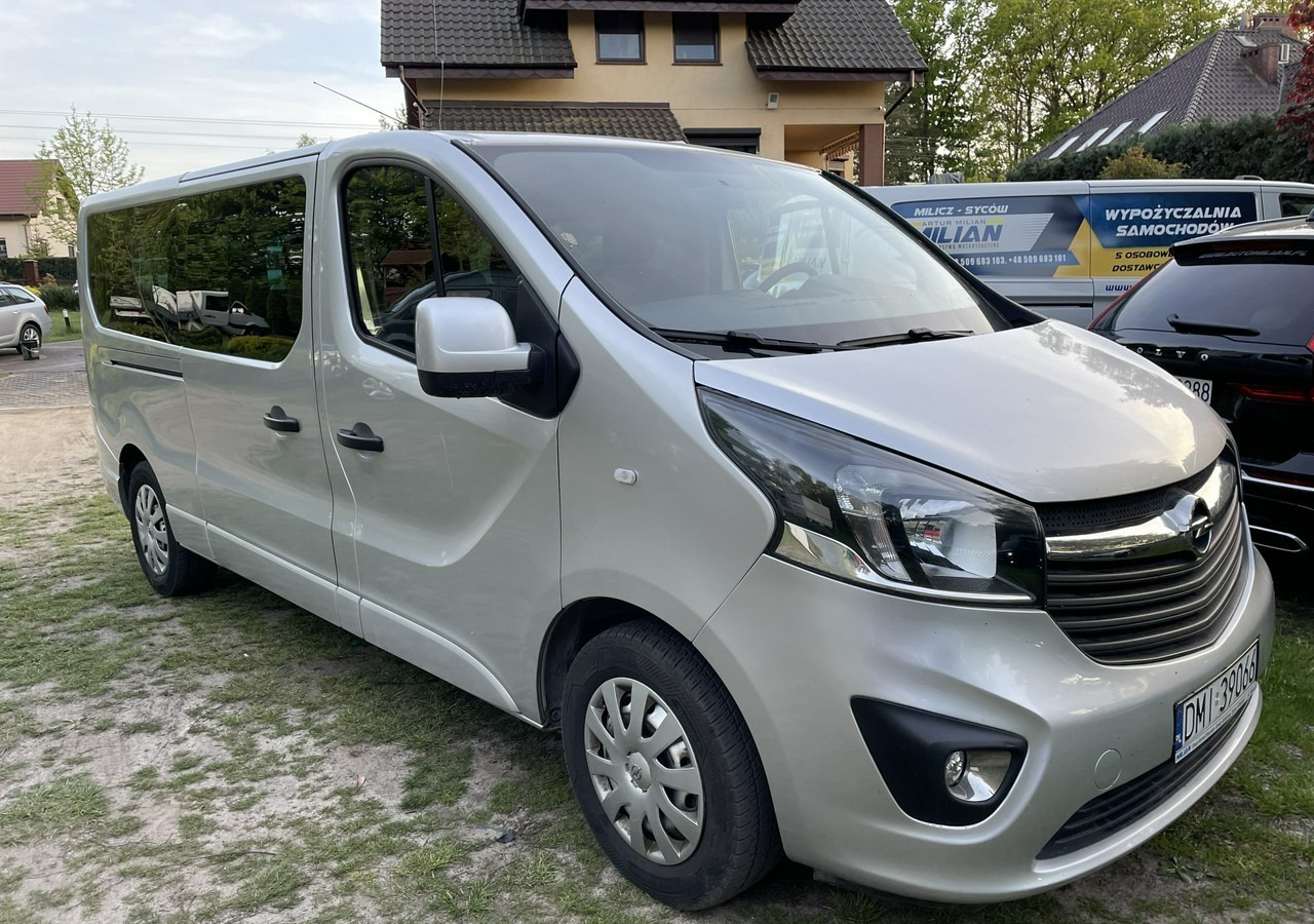 Opel Vivaro III Opel Vivaro 1.6-125KM Long 2x Klima Model 2019 - Лек автомобил: снимка 2 Opel Vivaro III Opel Vivaro 1.6-125KM Long 2x Klima Model 2019 - Лек автомобил: снимка 2