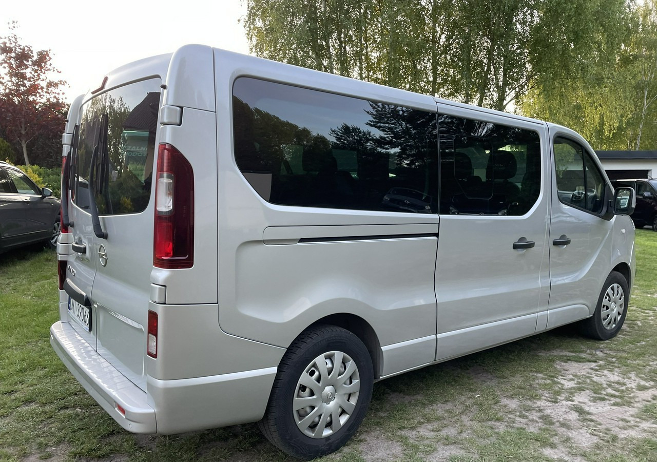 Opel Vivaro III Opel Vivaro 1.6-125KM Long 2x Klima Model 2019 - Лек автомобил: снимка 5 Opel Vivaro III Opel Vivaro 1.6-125KM Long 2x Klima Model 2019 - Лек автомобил: снимка 5