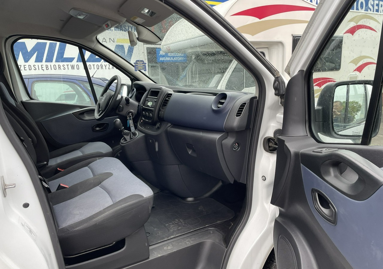 Opel Vivaro III Vivaro dla Niepełnosprawnych Inwalida Rampa na 2 Wózki 2019 PFRON - Лек автомобил: снимка 5 Opel Vivaro III Vivaro dla Niepełnosprawnych Inwalida Rampa na 2 Wózki 2019 PFRON - Лек автомобил: снимка 5