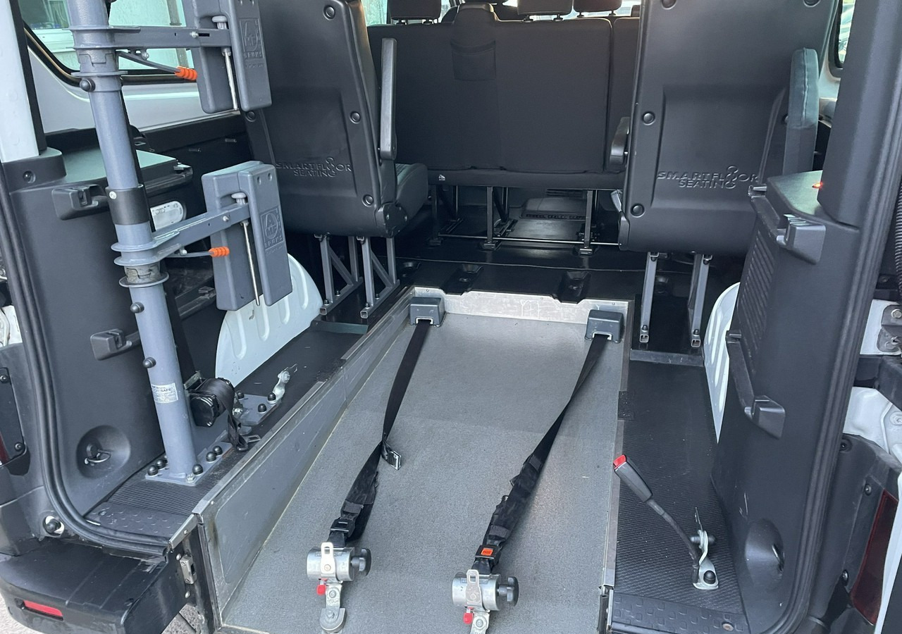 Opel Vivaro Opel Vivaro dla Niepełnosprawnych inwalida Rampa Model 2019 - Лек автомобил: снимка 4 Opel Vivaro Opel Vivaro dla Niepełnosprawnych inwalida Rampa Model 2019 - Лек автомобил: снимка 4