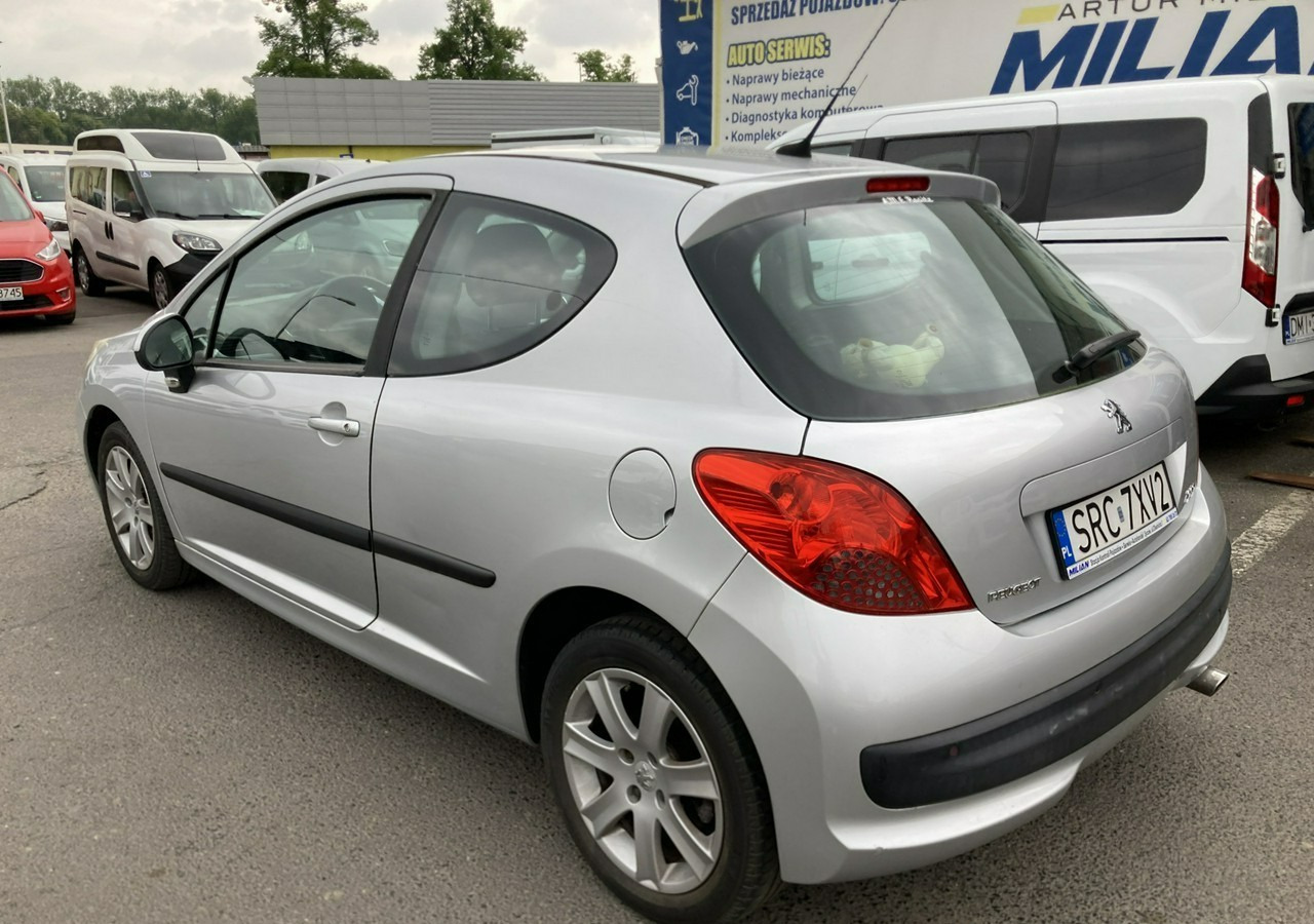 Peugeot 207 Peugeot 207 1.6HDI-16V Klima 2007 - Хечбек: снимка 4 Peugeot 207 Peugeot 207 1.6HDI-16V Klima 2007 - Хечбек: снимка 4