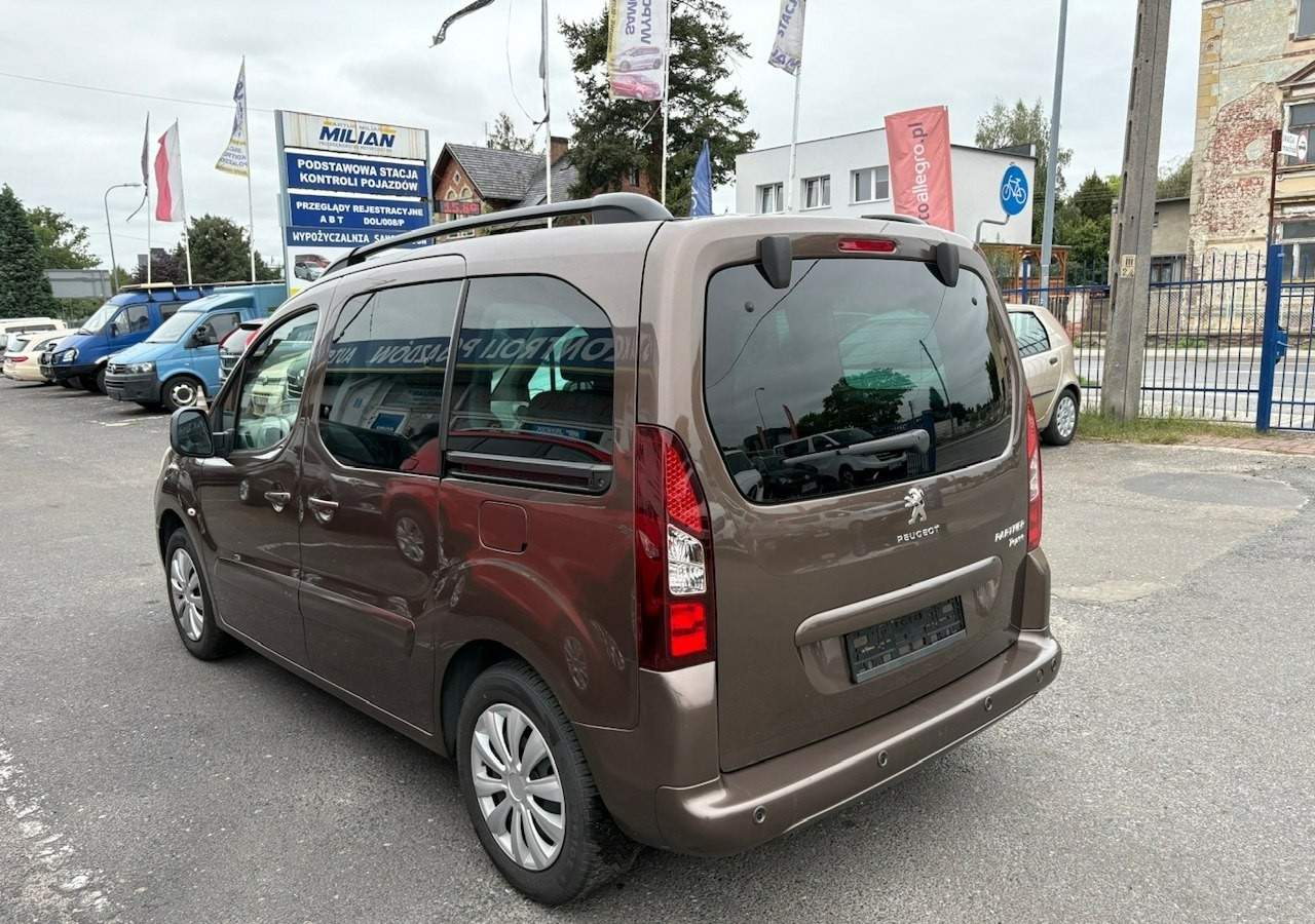 Peugeot Partner II Peugeot Partner Tepee 100 Family Model 2013 - Комби: снимка 5 Peugeot Partner II Peugeot Partner Tepee 100 Family Model 2013 - Комби: снимка 5
