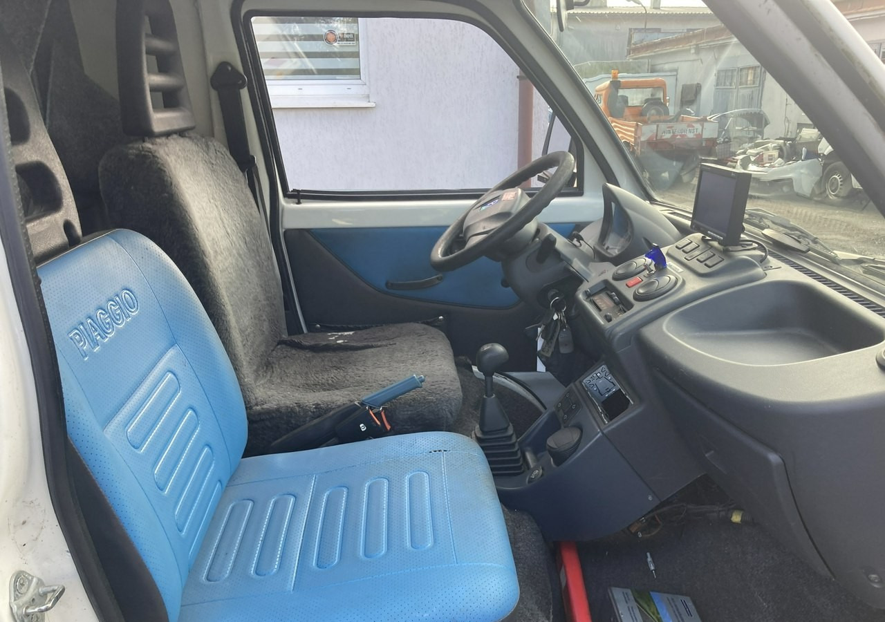 Боклукчийска кола Piaggio Piaggio Porter Śmieciarka Wywrotka 2015: снимка 10 Боклукчийска кола Piaggio Piaggio Porter Śmieciarka Wywrotka 2015: снимка 10