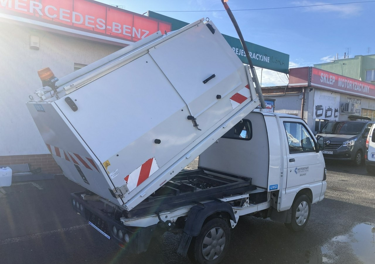 Боклукчийска кола Piaggio Piaggio Porter Śmieciarka Wywrotka 2015: снимка 13 Боклукчийска кола Piaggio Piaggio Porter Śmieciarka Wywrotka 2015: снимка 13