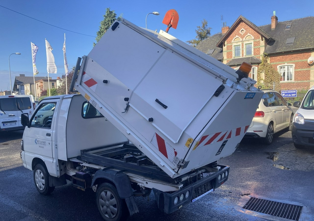 Боклукчийска кола Piaggio Piaggio Porter Śmieciarka Wywrotka 2015: снимка 15 Боклукчийска кола Piaggio Piaggio Porter Śmieciarka Wywrotka 2015: снимка 15