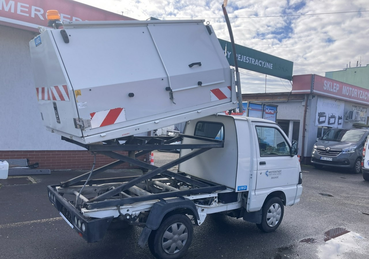 Боклукчийска кола Piaggio Piaggio Porter Śmieciarka Wywrotka 2015: снимка 14 Боклукчийска кола Piaggio Piaggio Porter Śmieciarka Wywrotka 2015: снимка 14