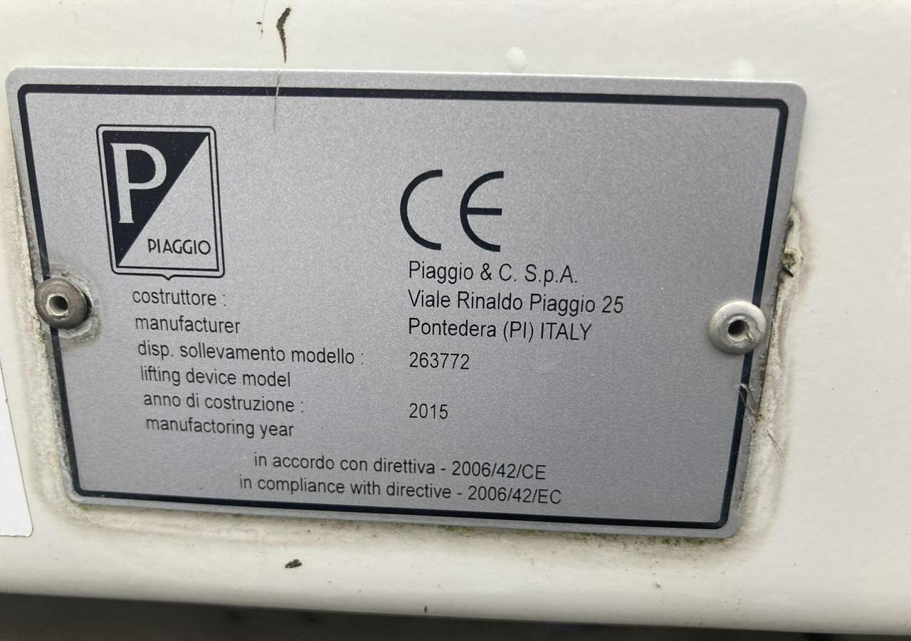 Боклукчийска кола Piaggio Piaggio Porter Śmieciarka Wywrotka 2015: снимка 19 Боклукчийска кола Piaggio Piaggio Porter Śmieciarka Wywrotka 2015: снимка 19