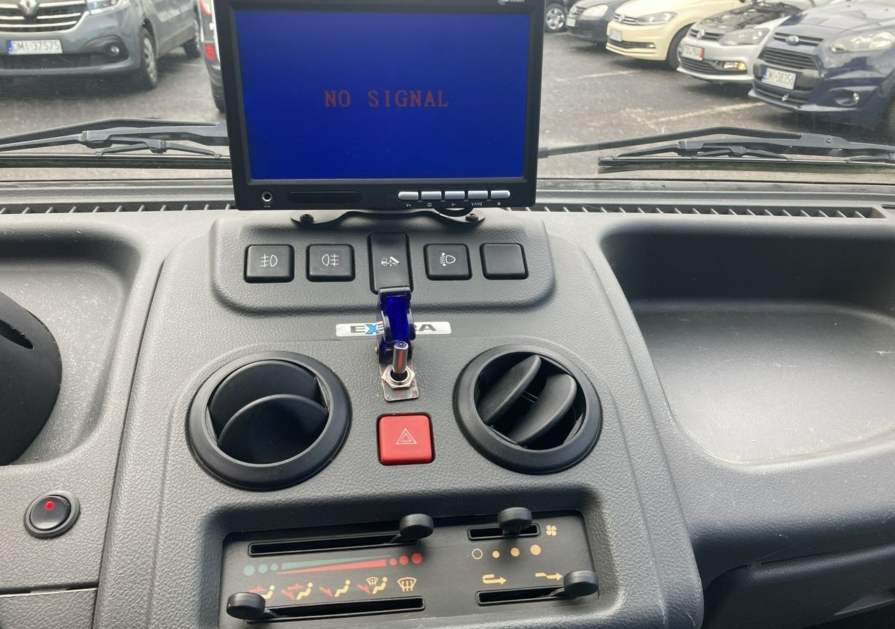 Боклукчийска кола Piaggio Piaggio Porter Śmieciarka Wywrotka 2015: снимка 12 Боклукчийска кола Piaggio Piaggio Porter Śmieciarka Wywrotka 2015: снимка 12