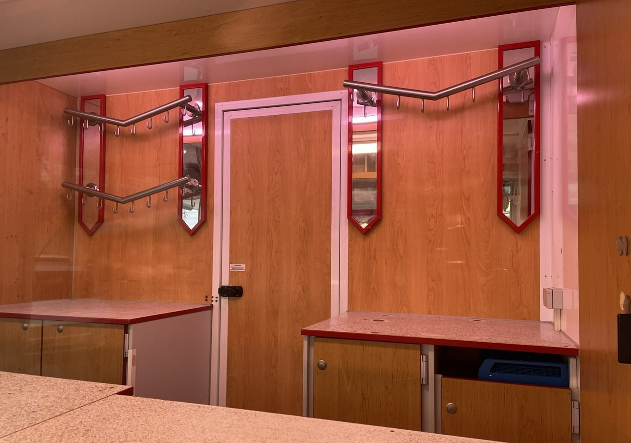 Renault Master Autosklep Wędli Gastronomiczny Food Truck Foodtruck sklep W-zasil 20 - Магазин камион: снимка 4 Renault Master Autosklep Wędli Gastronomiczny Food Truck Foodtruck sklep W-zasil 20 - Магазин камион: снимка 4