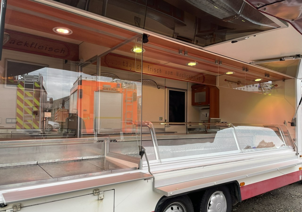 Renault Master Autosklep wędl Gastronomiczny Food Truck Foodtruck Sklep Klima Borc - Магазин камион: снимка 2 Renault Master Autosklep wędl Gastronomiczny Food Truck Foodtruck Sklep Klima Borc - Магазин камион: снимка 2