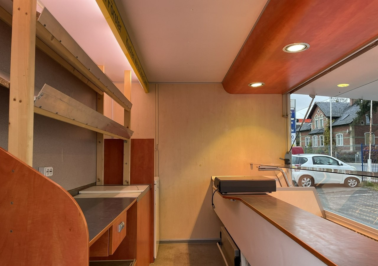 Renault Master Autosklep wędlin Gastronomiczny Food Truck Foodtruck Sklep Borco 200 - Магазин камион: снимка 5 Renault Master Autosklep wędlin Gastronomiczny Food Truck Foodtruck Sklep Borco 200 - Магазин камион: снимка 5