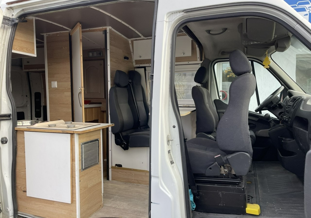 Renault Master Master 2.3-125 KM Ala - Kamper Klima Projekt do skończenia 2010 - Товарен бус: снимка 3 Renault Master Master 2.3-125 KM Ala - Kamper Klima Projekt do skończenia 2010 - Товарен бус: снимка 3