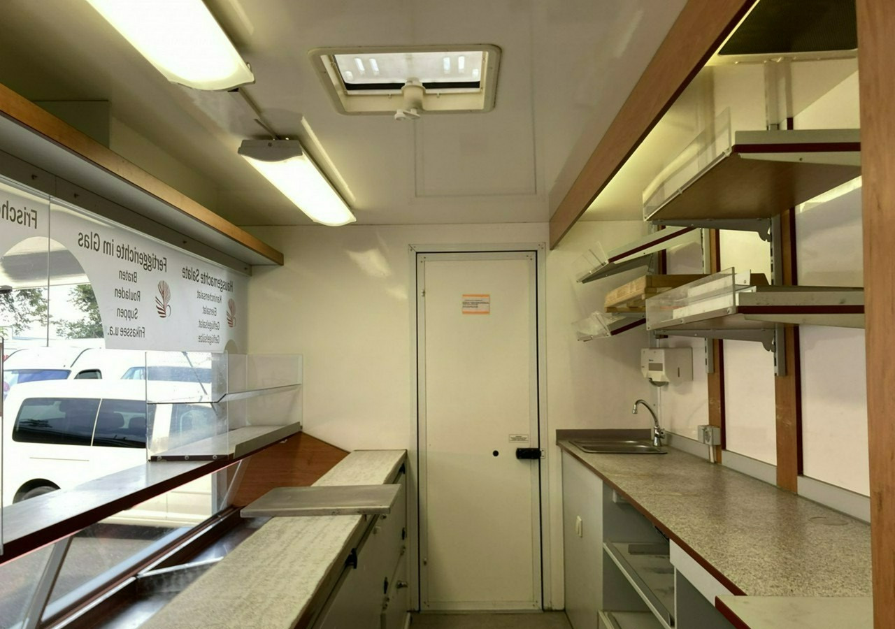 Renault Master Master Autosklep Gastronomiczny Food Truck Foodtruck Sklep bar 2009 - Магазин камион: снимка 5 Renault Master Master Autosklep Gastronomiczny Food Truck Foodtruck Sklep bar 2009 - Магазин камион: снимка 5