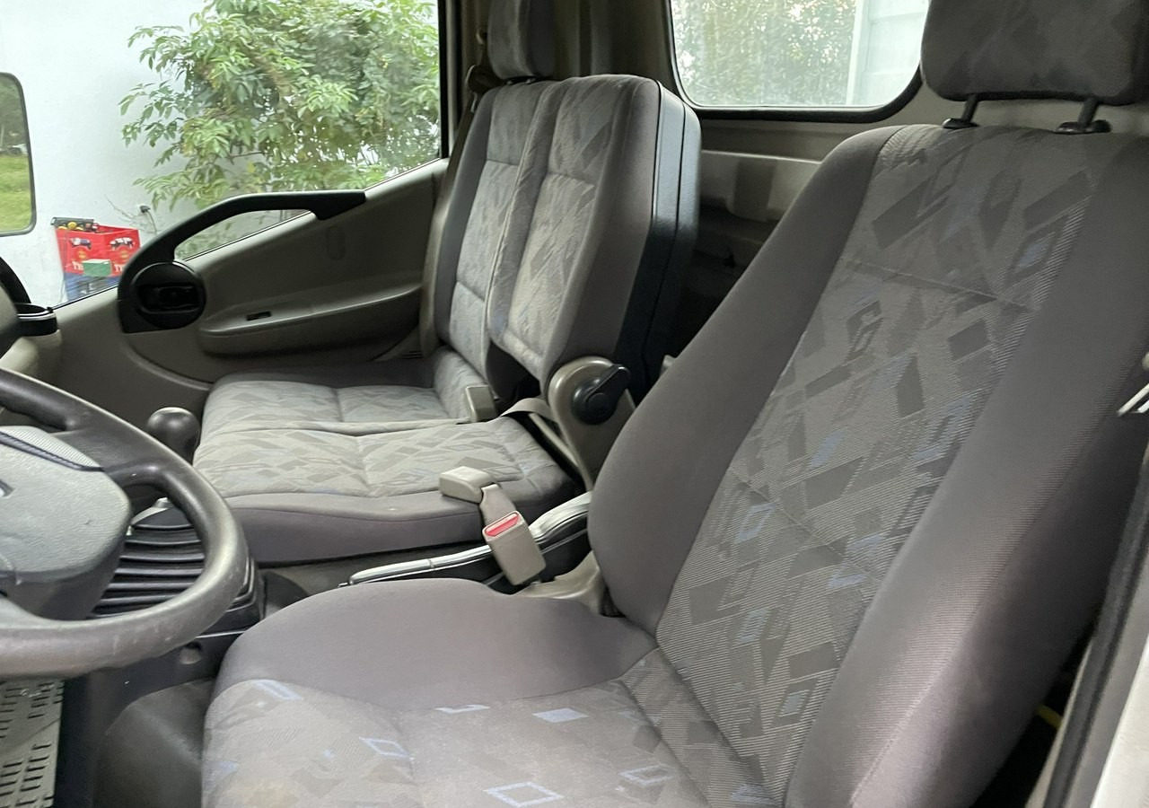 Renault Maxity Renault Maxity 3,0-150KM Canter Wywrotka skrzynia 2010 - Бус самосвал: снимка 5 Renault Maxity Renault Maxity 3,0-150KM Canter Wywrotka skrzynia 2010 - Бус самосвал: снимка 5