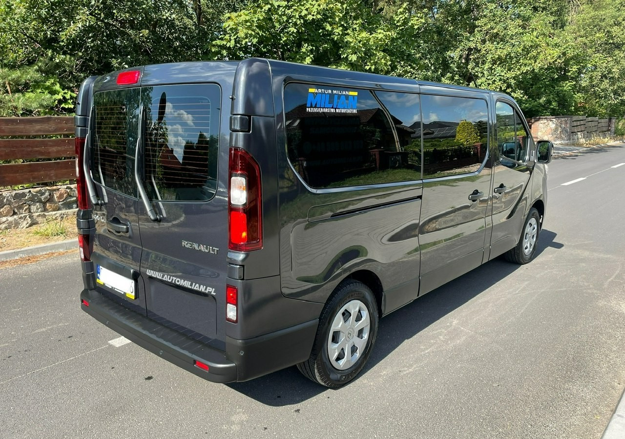 Renault Trafic III 2.0dci 150KM 9-osobowy do przewozu niepełnosprawnych RAMPA 2022 PFRO - Лек автомобил: снимка 3 Renault Trafic III 2.0dci 150KM 9-osobowy do przewozu niepełnosprawnych RAMPA 2022 PFRO - Лек автомобил: снимка 3